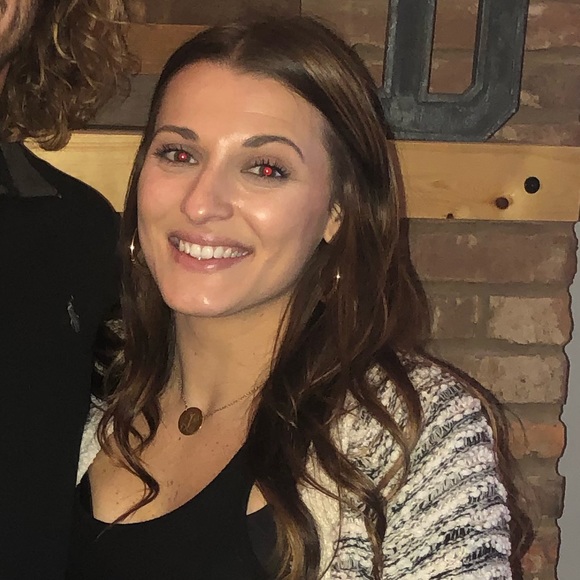 Meet your Posher, Lexie - Picture 1 of 1